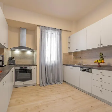 Choice 2 Live - Sofouli 15 Rhodes City