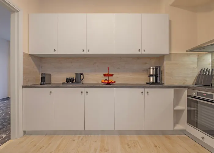 Apartment Choice 2 Live - Sofouli 15 *